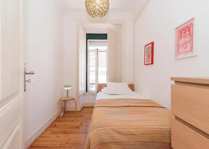 Appartement Com 3 Quartos Muito Acolhedores Nos Anjos Lissabon