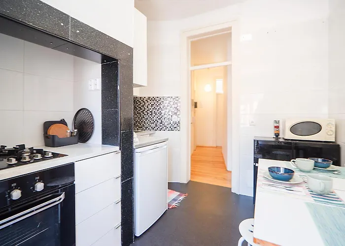 Com 3 Quartos Muito Acolhedores Nos Anjos Appartement