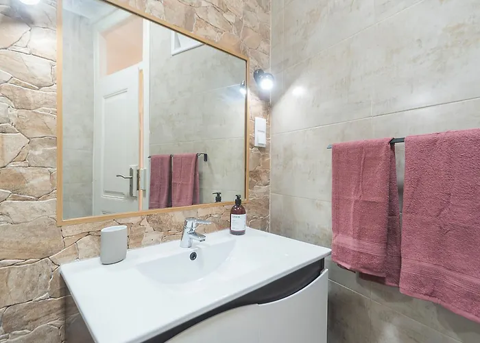 Appartement Com 3 Quartos Muito Acolhedores Nos Anjos Lissabon