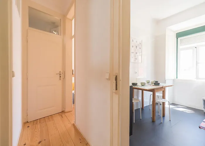 Com 3 Quartos Muito Acolhedores Nos Anjos