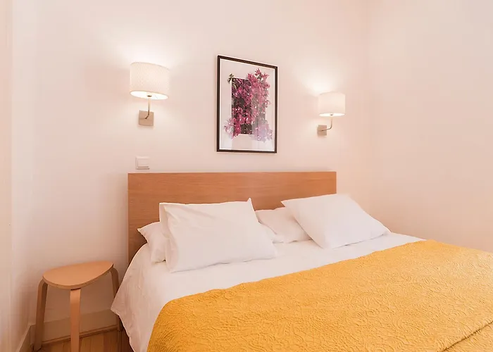 Com 3 Quartos Muito Acolhedores Nos Anjos Apartman