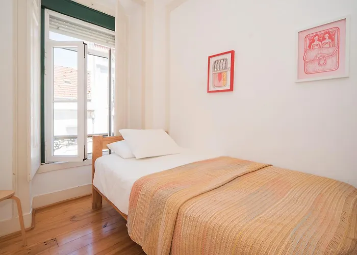 Apartman Com 3 Quartos Muito Acolhedores Nos Anjos Lisboa