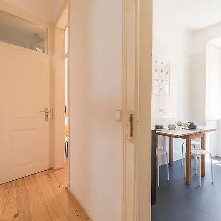 Com 3 Quartos Muito Acolhedores Nos Anjos